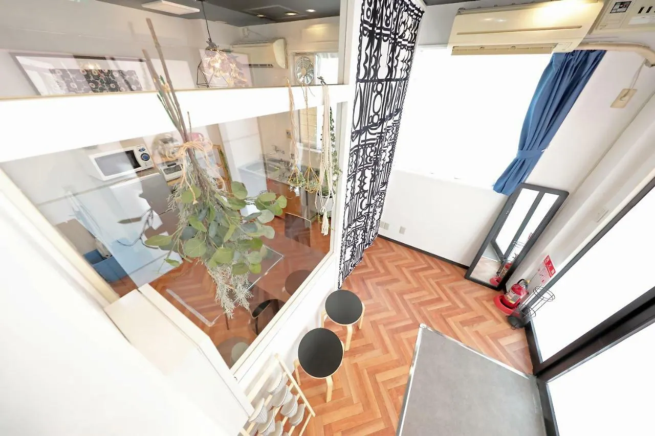 大阪Vivid Zebra House公寓 0*, 大阪